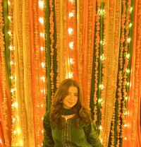 Sakshi - escort in Kochi