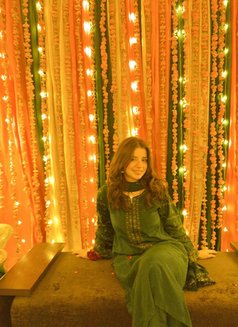 Sakshi - escort in Kochi Photo 6 of 6