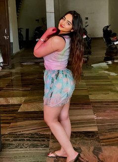 Sakshi - escort in Kolkata Photo 1 of 2