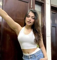 Sakshi - escort in Manali