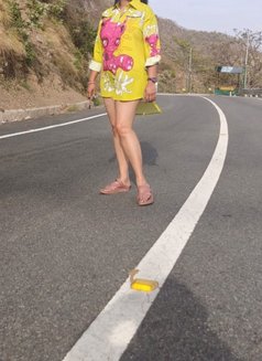 Sakshi - escort in Gurgaon Photo 2 of 5
