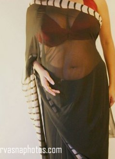 Sakshi - adult performer in New Delhi Photo 1 of 2