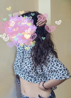 Ruchi - escort in New Delhi Photo 2 of 5