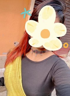 Sakshi - escort in Bangalore Photo 4 of 5