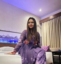Sakshi - escort in Pune Photo 1 of 3