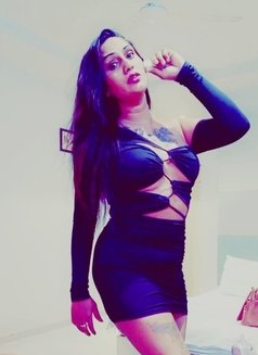 Sakshi - Transsexual dominatrix in Rajkot Photo 1 of 9