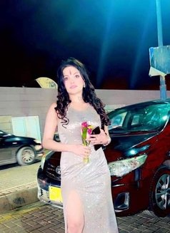 Sakshi Joshi - escort in Dubai Photo 4 of 7