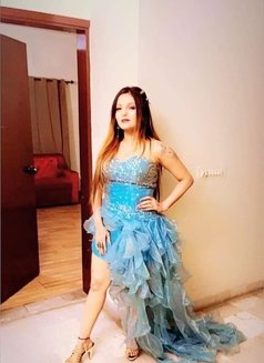 Sakshi Joshi - escort in Dubai Photo 5 of 7