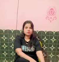 Sakshi (Meet & Cam) Independent - escort in Chennai
