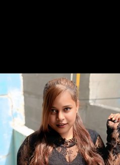 Sakshi Sharma - escort in Noida Photo 4 of 6