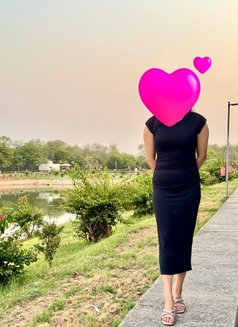 Sakshi Sharma - escort in Chandigarh Photo 3 of 4