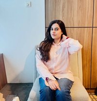 Sakshi Sing - escort in Colombo