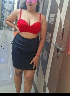 Sakshi singh - escort in New Delhi Photo 2 of 2