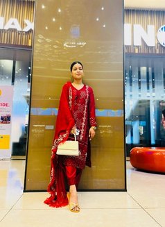 Sakshi Vip Model - escort in Abu Dhabi Photo 4 of 4