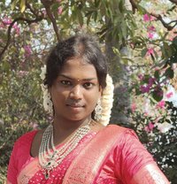 Sujithra Dhulasingam - Acompañantes transexual in Hyderabad