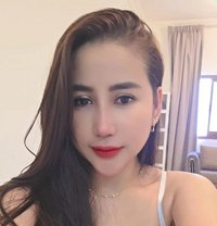Saky Full Service Mistress Nuru - puta in Dubai Photo 1 of 6