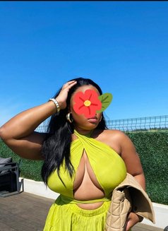 Sofia - puta in Yiwu Photo 2 of 2