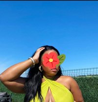 Sofia - escort in Yiwu