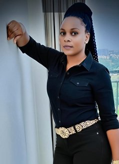 Saleen - puta in Chandigarh Photo 5 of 5