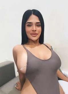 Salena 🇹🇭 lady - puta in Riyadh Photo 1 of 11