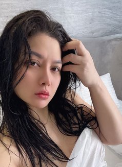 Salena Thai Lady - puta in Riyadh Photo 18 of 19