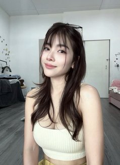 Salia - escort in Jakarta Photo 2 of 4