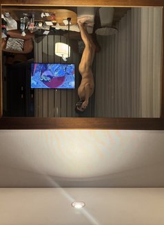 Salikh - Male escort in İstanbul Photo 4 of 4