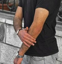 Salim 26 - Male escort in Nizwa