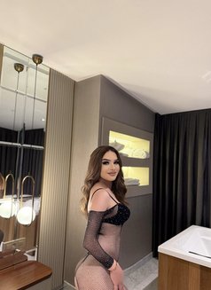 Salima 19 cm - Transsexual escort in İstanbul Photo 17 of 17