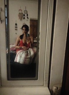 Salin - Transsexual escort in New Delhi Photo 9 of 11