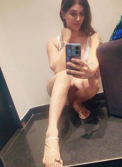 Salin - Transsexual escort in New Delhi Photo 16 of 16