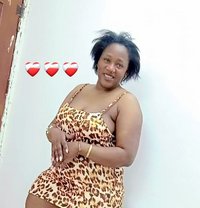 Salina - escort in Hofuf