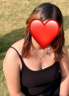 Salina - escort in Kathmandu Photo 2 of 4