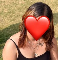 Salina - escort in Kathmandu