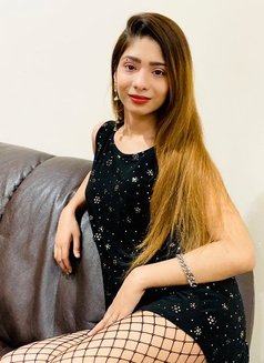 Salina Little Teenager 🦋 - escort in Dubai Photo 2 of 5
