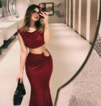 Salina Vip Young Indian Model in Jvc - escort in Dubai Photo 8 of 9