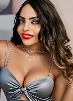 Sally - Acompañantes transexual in Cairo Photo 12 of 25