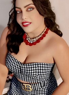 Sally - Transsexual escort in Cairo Photo 23 of 25