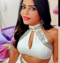 Sally - Transsexual escort in Cairo