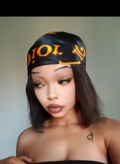 Sally - escort in Mombasa Photo 1 of 2