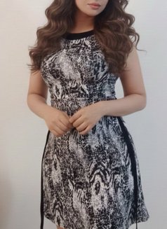 Sally - escort in Cairo Photo 1 of 3