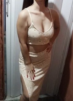 Sally - escort in Cairo Photo 2 of 2