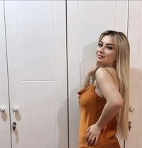 Salma - puta in Beirut