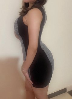 Salma - escort in Cairo Photo 2 of 3