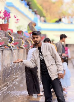 Salman M - Acompañantes masculino in Kathmandu Photo 5 of 10