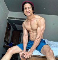 Salman Hunk - Acompañantes masculino in Pune
