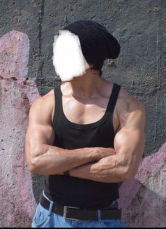 Salman Hunk - Male escort in Pune Photo 14 of 22