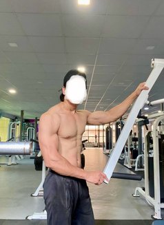 Salman Hunk - Male escort in Pune Photo 17 of 22