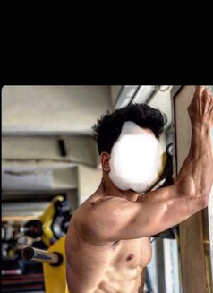 Salman Hunk - Male escort in Pune Photo 19 of 22