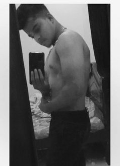 Play boy - Male escort in Hyderabad Photo 2 of 5